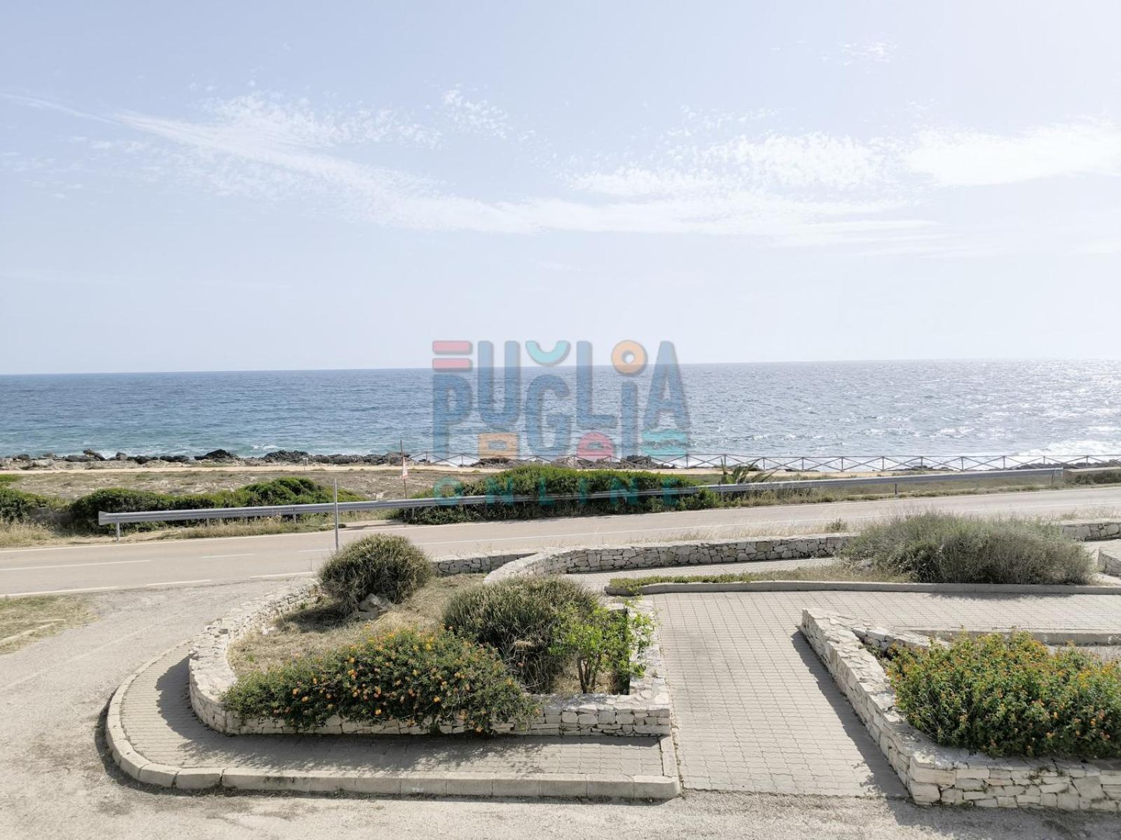 Bilocale Blue House Fronte Mare, A Posto Rosso Lejlighed Capilungo Eksteriør billede